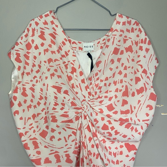 Reiss NWT Coral/Pearl Gathered Printed V-Neckline Silk Dress Size 4 - Picture 2 of 10